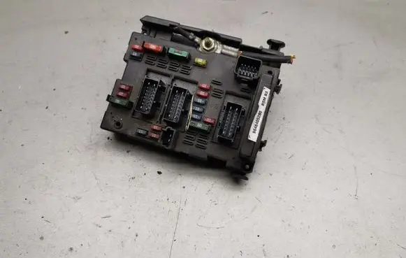 Peugeot 307 BSM Control unit 9646405280 BSMB3