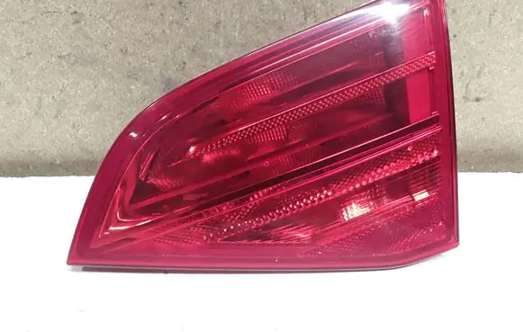 Audi A4 S4 B8 8K Tailgate rear/tail lights 8K9945094