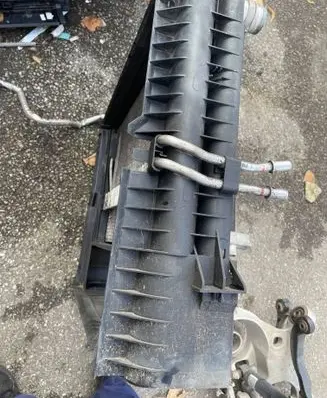 BMW 7 E65 E66 Radiator trim 2248481 PA66GF30 22793115