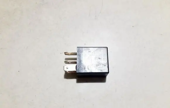 Jeep Grand Cherokee (WJ) Other relay 04671167 21911a