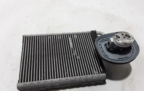 BMW 5 GT F07 Air conditioning (A/C) radiator (interior) 9220752
