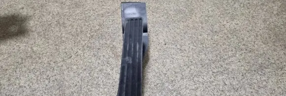 BMW 5 E60 E61 Accelerator throttle pedal 6766930 25916010 120204