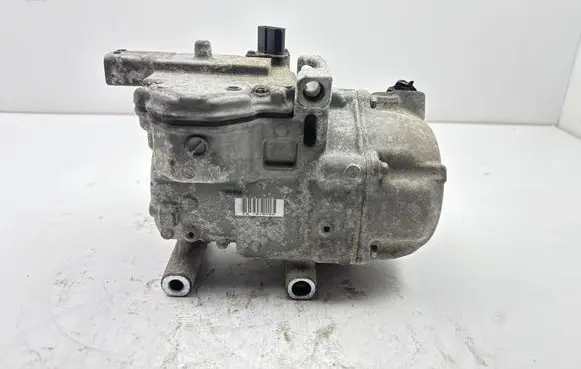 Toyota Auris E180 Air conditioning (A/C) compressor (pump) 0422000420 ES14C