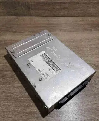 Lancia Delta Engine control unit/module ECU 7553465 1228254