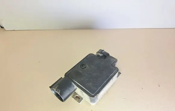 Volvo V70 Coolant fan relay 940002904 000003324808