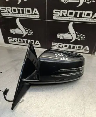 Mercedes-Benz E C207 W207 Front door electric wing mirror A3166441