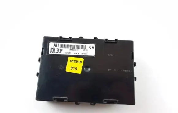 Nissan NV200 Comfort/convenience module 284B2JX51C 21019251