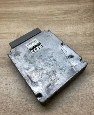 Mazda MPV II LW Engine control unit/module ECU RF6A18881B 2758006352