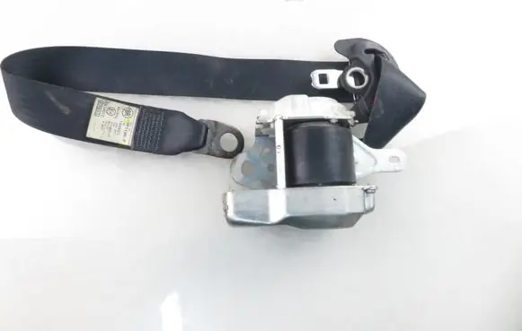 Peugeot 107 Front seatbelt 7P1190P