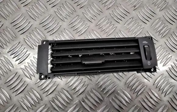 Volvo V70 Dashboard side air vent grill/cover trim 30643314 30755179