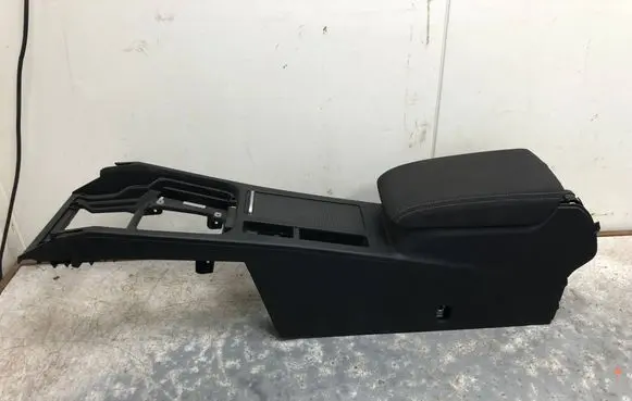 Volkswagen PASSAT B8 Center console 3G0864089A 3G0862531