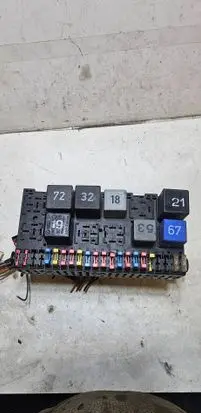 Seat Alhambra (Mk1) Fuse box set 357937039 0911335
