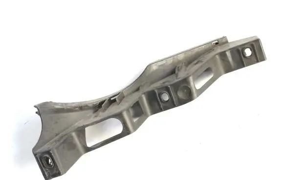 Volkswagen PASSAT B6 Front bumper mounting bracket 3C0807889
