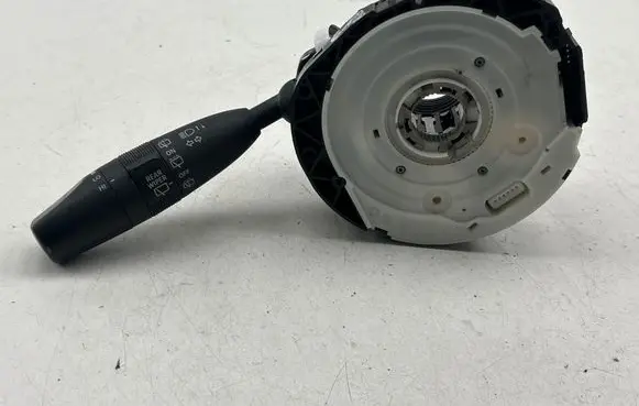 Dodge Durango III Wiper turn signal indicator stalk/switch 10003818