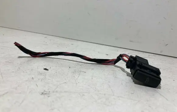 Volkswagen Touran I Alarm switch 6Q0962109A