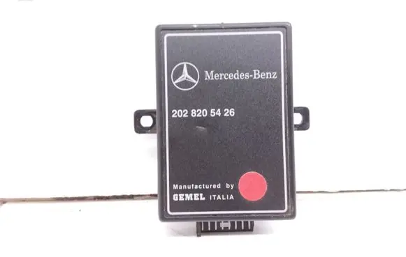 Mercedes-Benz E W210 Central locking relay 2028205426