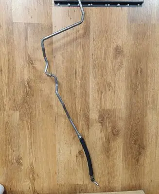 Power steering hose/pipe/line