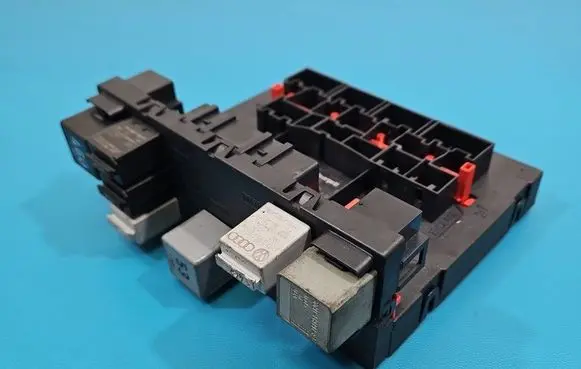 Volkswagen PASSAT B6 Central body control module 3C0937049AE IMPRK1552870