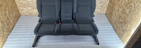 Opel Zafira A Second row seats 