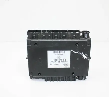 Volkswagen Phaeton Central body control module 3D0937049E