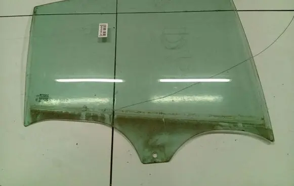 Renault Laguna III Rear door window glass As2