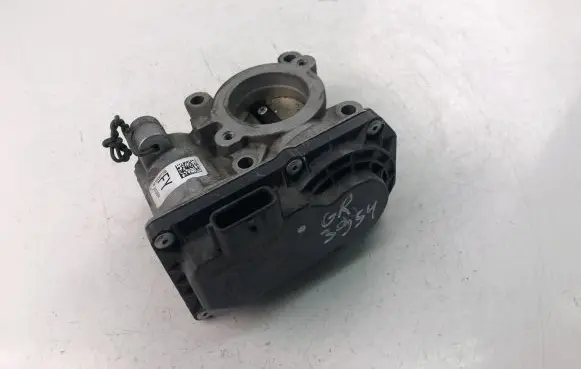 Renault Captur Throttle valve 8201171233