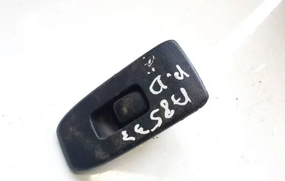 Mitsubishi Pajero Electric window control switch mr445659 0521d7