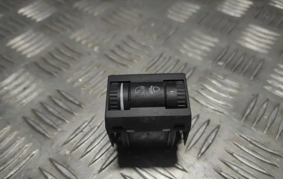 Skoda Octavia Mk2 (1Z) Headlight level height control switch 1Z0941333