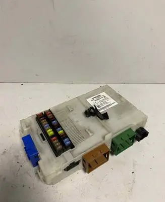 Volvo XC70 Fuse module 30765624AE 7G9T14C256FA 3659AF01125TP