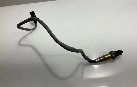 Mercedes-Benz E W212 Lambda probe sensor 0075121618