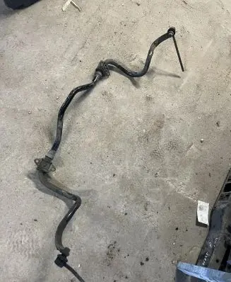 Toyota Avensis T250 Front anti-roll bar/sway bar