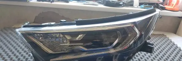 Toyota RAV 4 (XA50) Headlight/headlamp