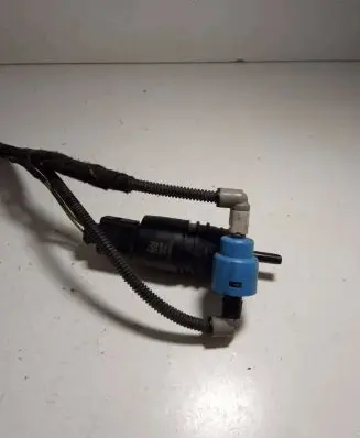 Skoda Fabia Mk1 (6Y) Windscreen/windshield washer pump 1J0973722 26259 20190805