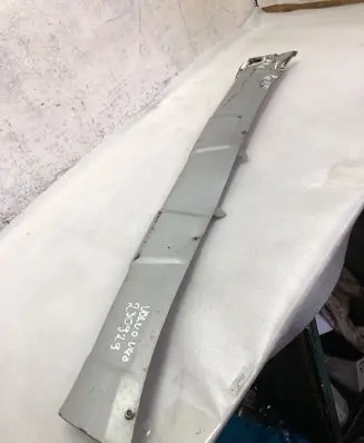 Volvo V40 Cross country Front bumper lip 31383786