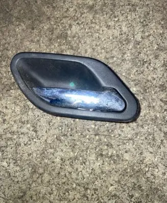 Rear door interior handle