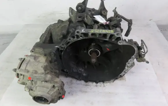 Manual 6 speed gearbox