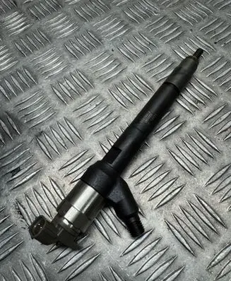 Opel Astra K Fuel injector 55570012 13130