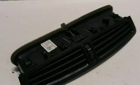 Ford C-MAX II Dash center air vent grill 1738289 07468 15092017