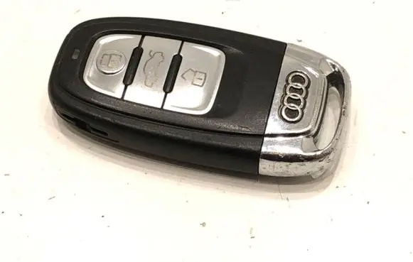 Audi A6 C7 Ignition key/card 