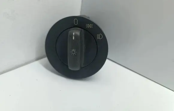 BMW 5 E39 Light switch 8363683 61318363683