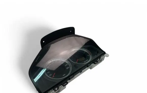Volvo XC70 Speedometer (instrument cluster) 31270851AA