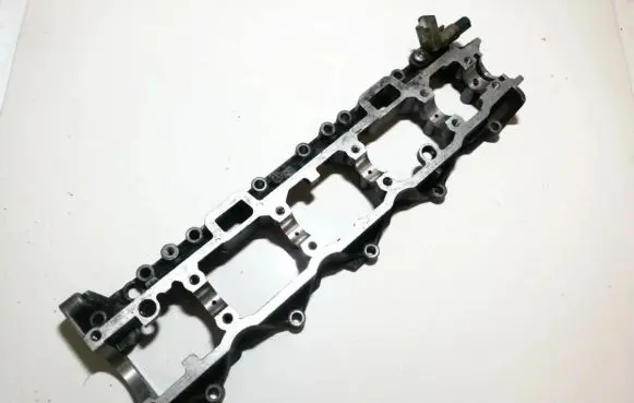 Ford Fiesta Camshaft 9636896880g b0581875