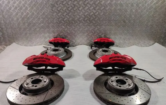 Mercedes-Benz CLS C218 AMG Brake discs and calipers set A49503 20A49302