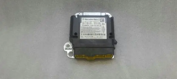 Mercedes-Benz A W176 Airbag control unit/module A1179001801