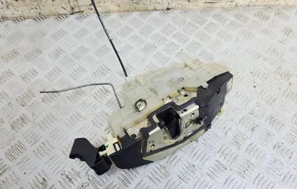 Mercedes-Benz S W221 Rear door lock A2217300735
