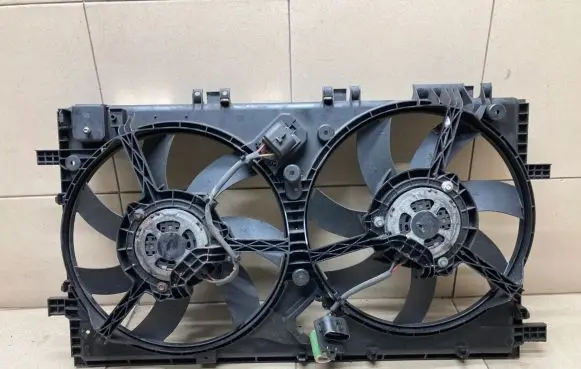 Opel Insignia A Fan set 13223018 P8658004