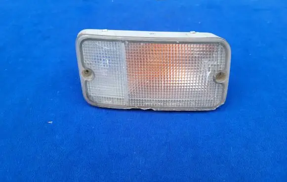 Nissan 240ZX, 280ZX, 300ZX Front indicator light 3312
