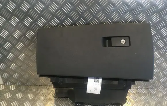 Volvo S80 Glove box 39807240