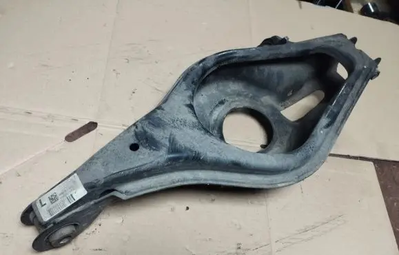 Acura RDX I Rear control arm 52360STKA000