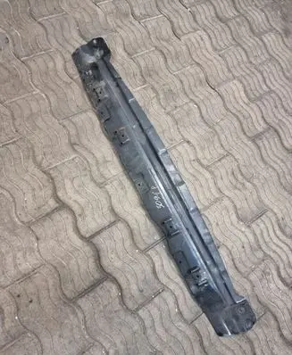 Volkswagen Touareg I Top upper radiator support slam panel NOCODE